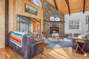 Scenic Mtn Retreat w Hot Tub & Mountain Views