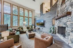 Spectacular Mountain Oasis - Hot Tub & Home Theater
