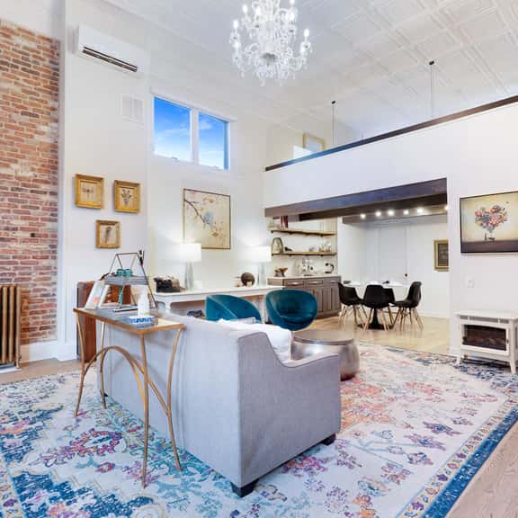 Historic Palace Hotel Loft - Sleeps 6 - Image 1
