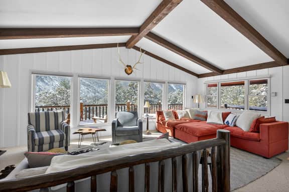 Mtn Retreat Close to Mt Princeton Hot Springs